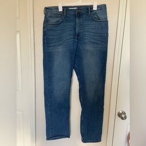 Wrangler Jeans- Medium wash